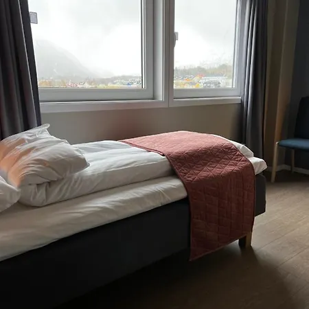 ホテル Frichs Ekspress Åndalsnes