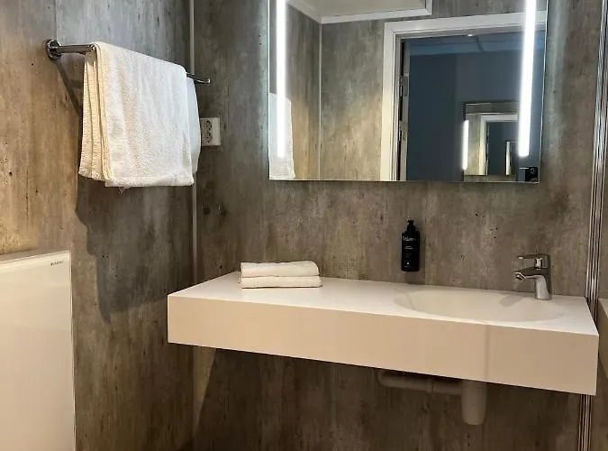 Frichs Ekspress Hotel 3*