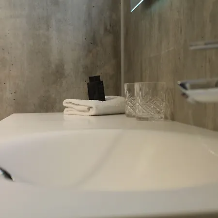 מלון Frichs Ekspress 3*